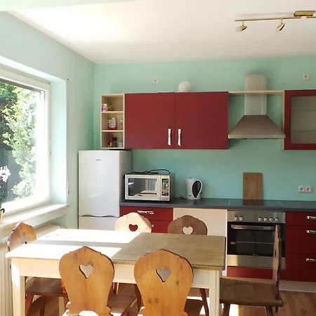 Yeti Lux - Art 加爾米施-帕滕基興