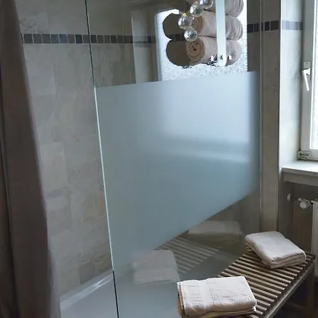 Yeti Lux - Art * Garmisch-Partenkirchen