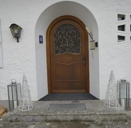 Yeti Lux - Art Garmisch-Partenkirchen